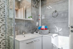Shower - Villa Blue Panorama (Kastela)
