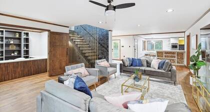 Russwood Acres Estate ft Gym, Cinema, Pool Table