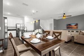 Dining - Upstay: Ultimate Orlando Retreat w Pool & Hot Tub (Kissimmee)