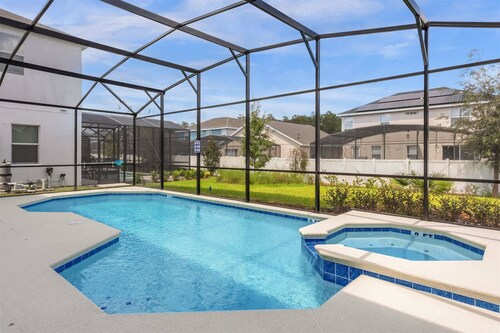 Upstay: Ultimate Orlando Retreat w Pool & Hot Tub
