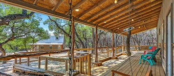 Bulverde Cottage at Moonlight Getaway