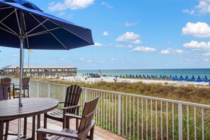 Outdoor dining - Remodeled Beachfront Condo | Gulf Views + New Furniture (Panama City Beach)