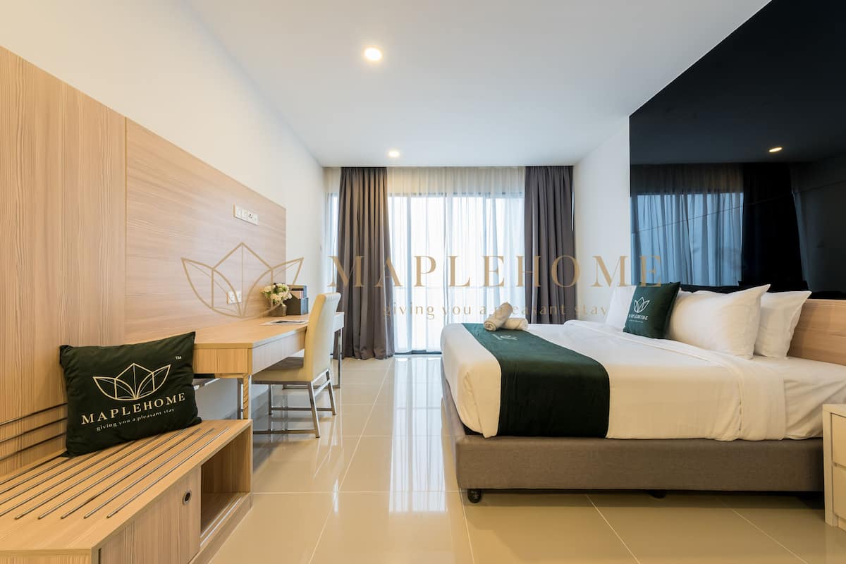 Royal Suite, 3 Bedrooms, Balcony
