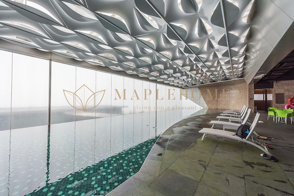 Indoor pool, open 8:00 AM to 9:00 PM, sun loungers - Ion Delemon Premier Suites Genting (Genting Highlands)