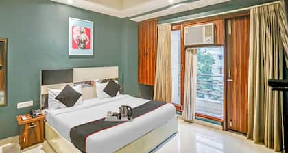 Qotel Hotel Church House Rohini Sector15