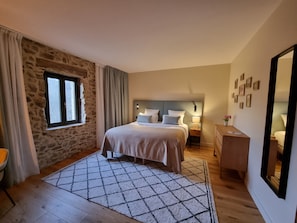 Premium bedding, pillow-top beds, in-room safe, free WiFi