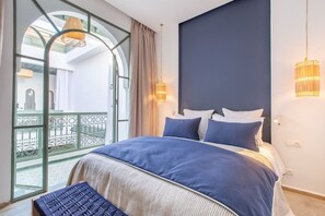 1 bedroom, desk, iron/ironing board, travel crib - Dar KAJAM -Privatized Riad -10mn from Jamaa Al Fna (Marrakech)