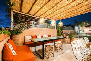 Outdoor dining - Dar KAJAM -Privatized Riad -10mn from Jamaa Al Fna (Marrakech)