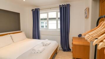 7 camere, con stile personalizzato, con arredamento individuale