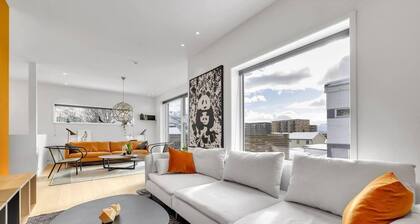 Kai's spa and Cinema House, Central, big & Moder