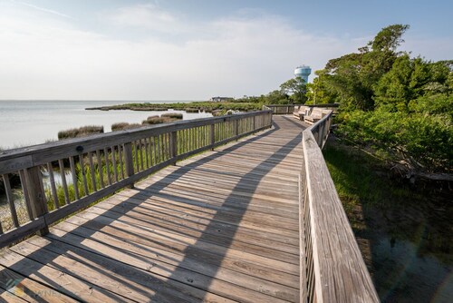 Oceanside Home in Duck, NC, Private Pool & Hot Tub