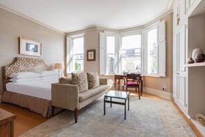 4 Schlafzimmer, Bügeleisen/Bügelbrett, kostenloses WLAN, Bettwäsche