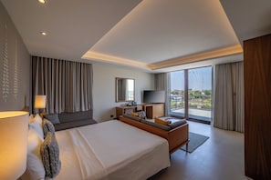 Premium bedding, memory-foam beds, in-room safe, desk - Hyatt Place Bodh Gaya (Gaya)
