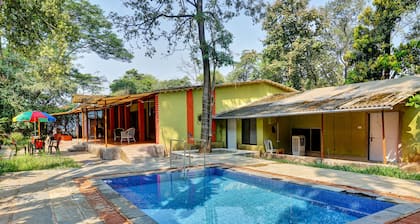 Karjat Farmhouse 3 BHK bungalow with pool & mountain to trek, hike in Nature.