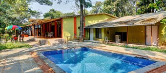 Karjat Farmhouse 3 BHK bungalow with pool & mountain to trek, hike in Nature.