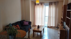 Living area - Apartament Sant Llorenç. En Plena Naturaleza, y a 25 min de la Playa (Benimantell)