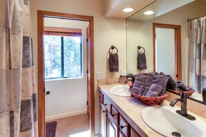 House (3 Bedrooms) | Interior - Wraparound Deck + Large Yard: Pinetop Home! (Pinetop)