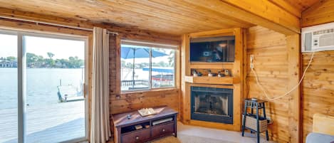 ChaumiÚre (2 Bedrooms) | Intérieur