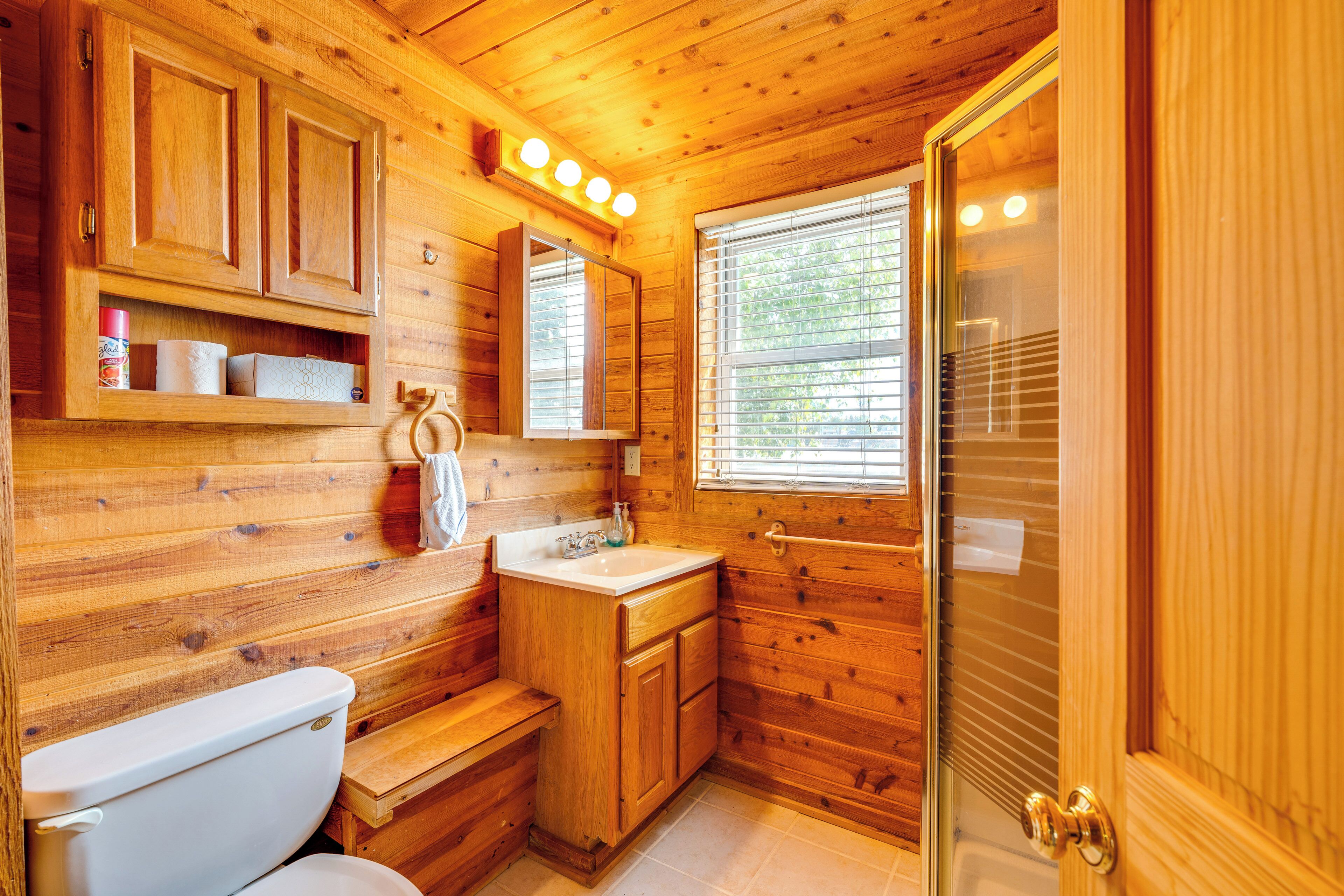 Cottage (2 Bedrooms) | Interior