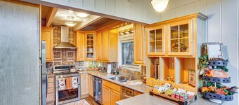 2 Mi to Skypark at Santa's Village: Family Cabin