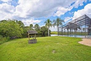 House (3 Bedrooms) | Interior - Luxurious Florida Home w/ Pool & Canal Access (Lake Wales)