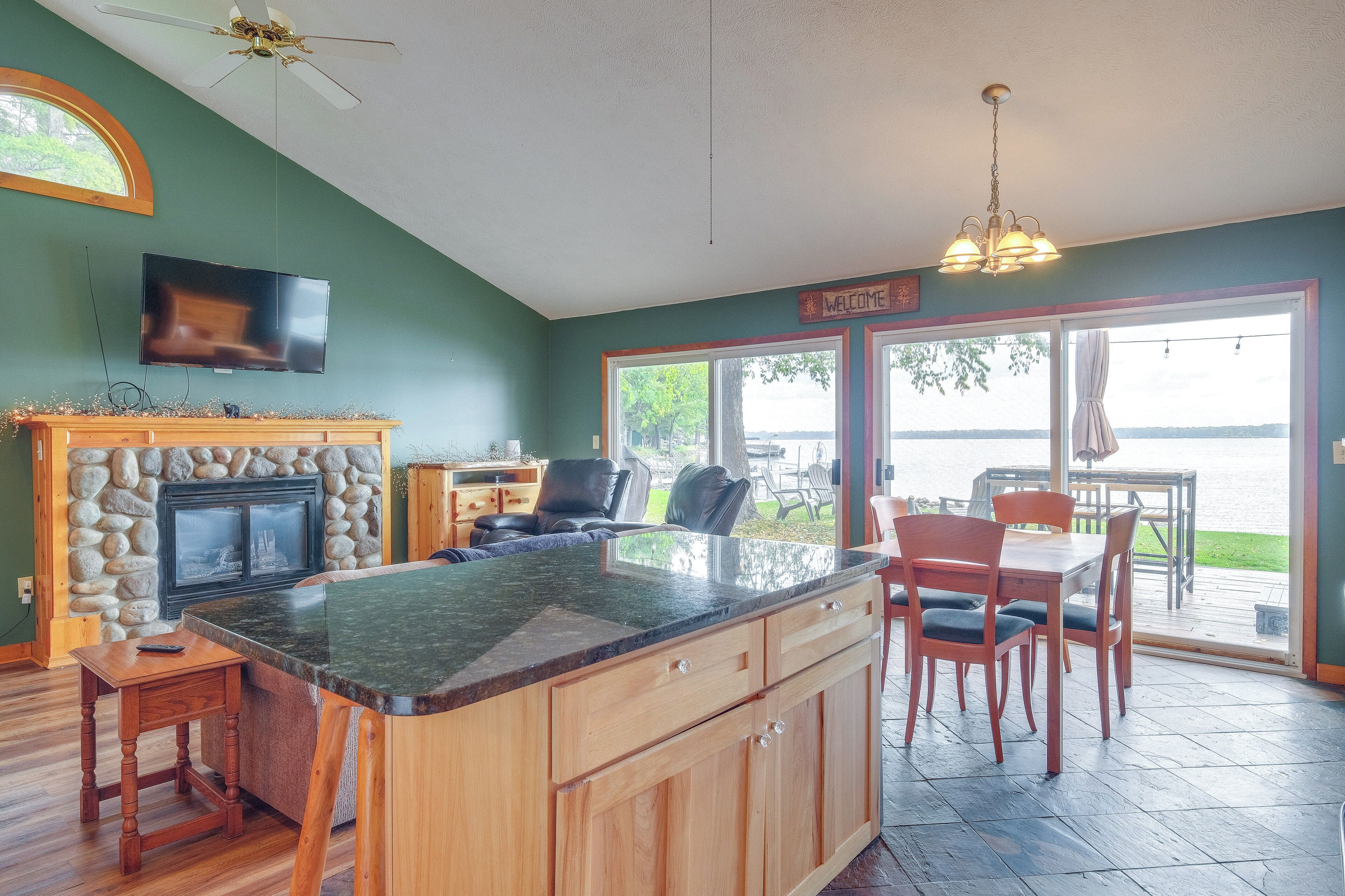 House (2 Bedrooms) | Interior