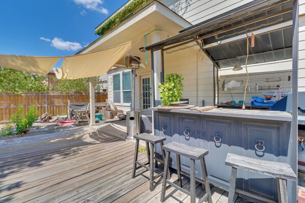 House (6 Bedrooms) | Interior - Pet-friendly Austin Area Home w/ Outdoor Oasis (Hutto)