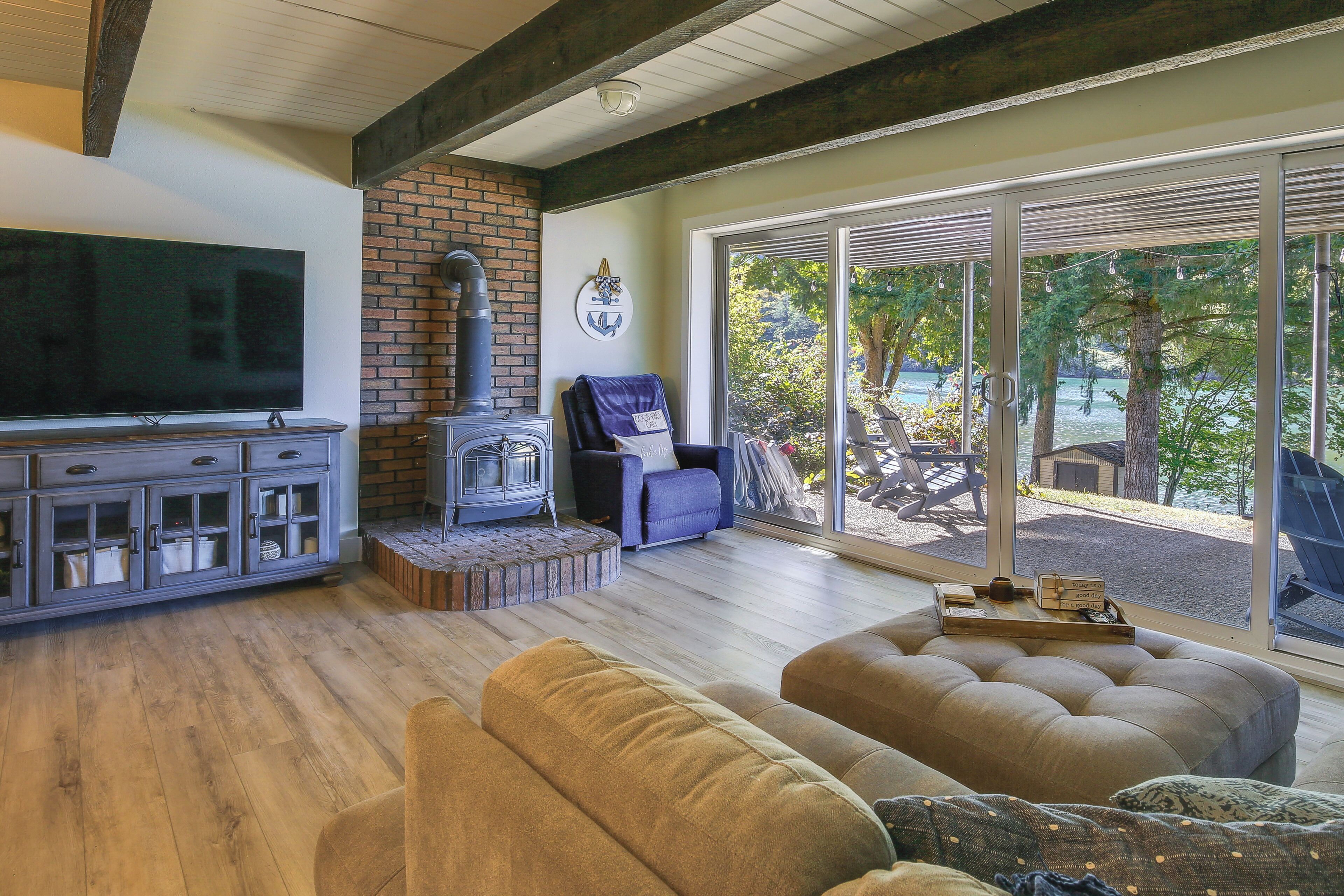 House (2 Bedrooms) | Interior