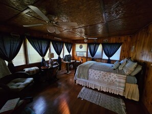 3 Schlafzimmer, kostenloses WLAN, Bettwäsche, Rollstuhlgeeignet