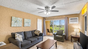 Condo, 1 Bedroom | Living area | Smart TV
