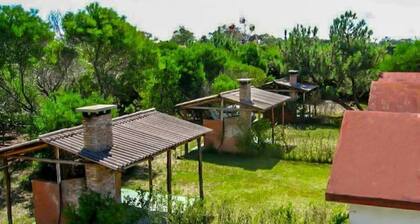 1 Bedroom Beachfront Pool Cottage