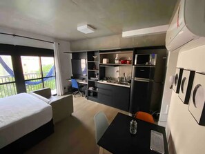 1 bedroom, iron/ironing board, WiFi, bed sheets - Studio Novo Prox Paulista, com Sacada, gym e Vaga! (Consolação São Paulo)