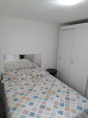 2 bedrooms