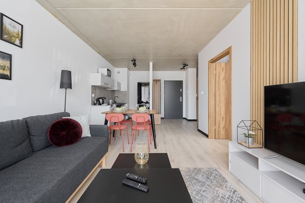 Living room - Apartments Wagrowska 12H by Renters (Poznan)