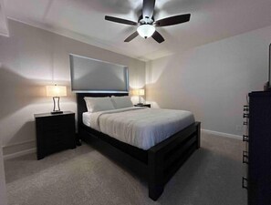 2 bedrooms, iron/ironing board, free WiFi, bed sheets