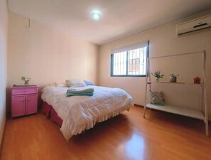 2 bedrooms