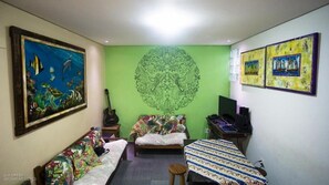 Living area - Verde Hostel Ilhabela (Ilhabela)