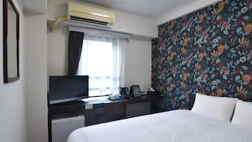 Kamar Double Standar | Setrika/meja setrika, Wi-Fi gratis, dan seprai linen