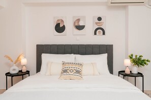Luxury Apartment | 2 bedrooms, in-room safe, blackout curtains, iron/ironing board - Phaedrus Living Cozy Flat Koukaki (Athens)