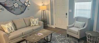 1.5 Blks 2 beach.Pet Friendly.Safe neighborhood near cruise terminal/Attractions