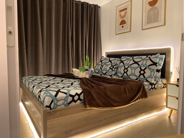 1 bedroom, iron/ironing board, WiFi, bed sheets - Music room (Parañaque)