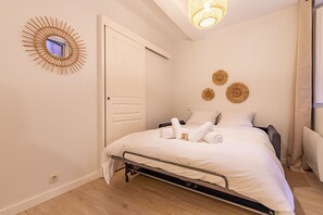 Fer et planche à repasser, Wi-Fi, draps fournis