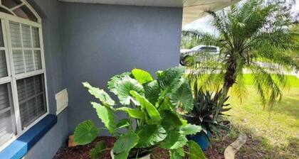 Beautiful Relaxed Sebring Home.