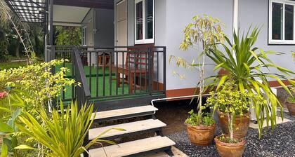 Mountain view and convenience spot at Baan Panmala Ao Luek