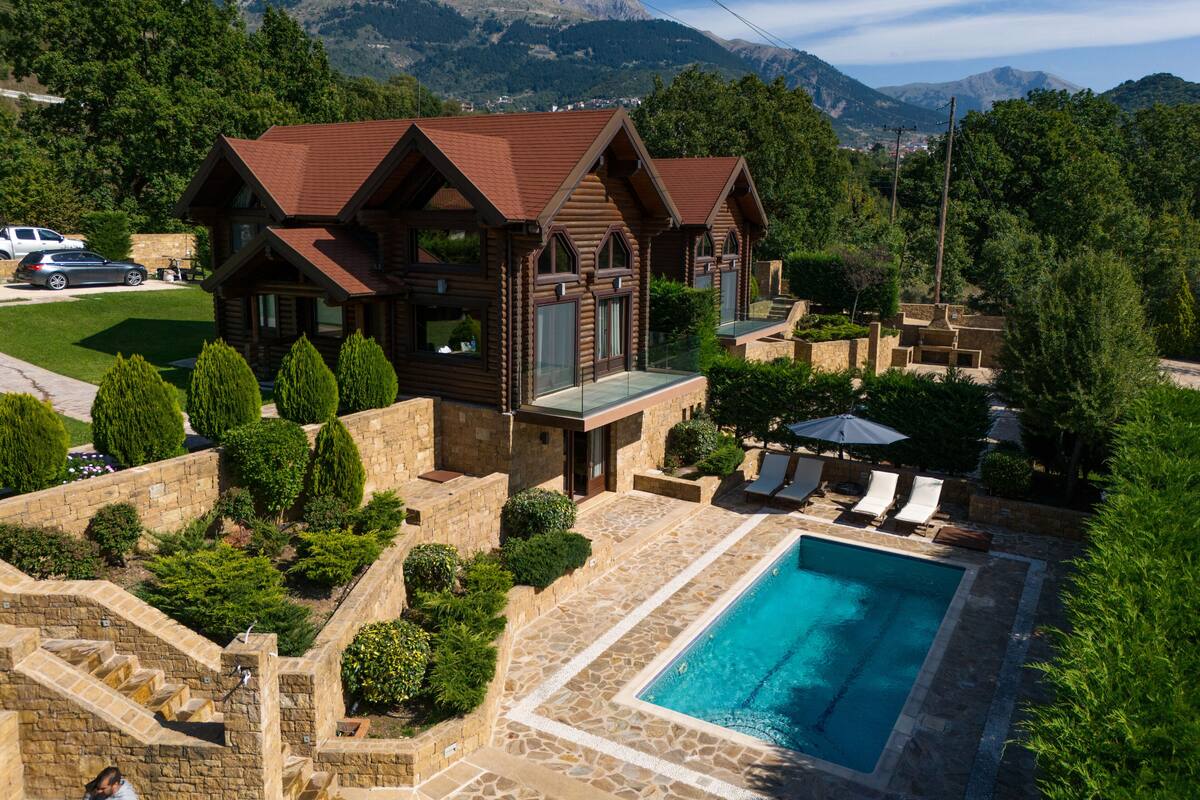 Exclusive Villa