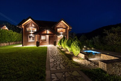 Evritos Villas & Suites with Pool