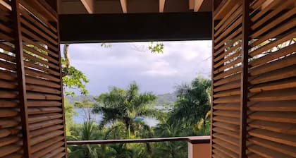 Amanecer- Breakfast Included, Ocean & Jungle Views