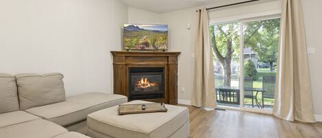 智能電視、壁爐