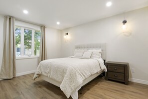 2 soverom, strykejern/-brett, wi-fi og sengetøy