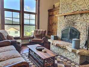 Smart TV, fireplace, ping pong